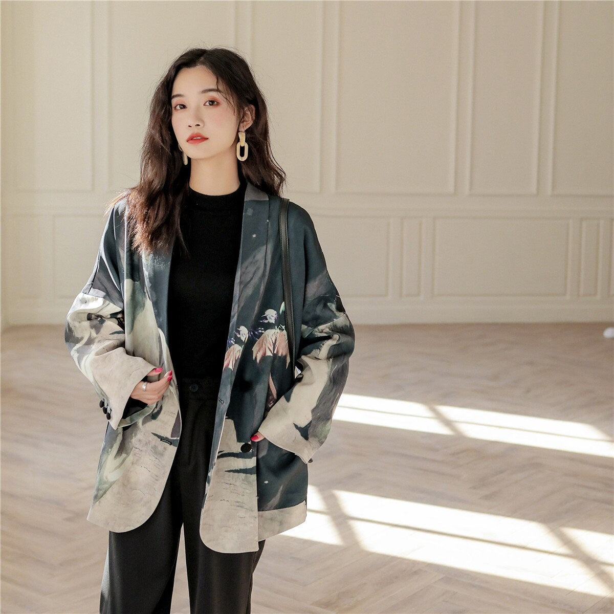 Designer painting pattern women blazer, green & black graphics jacket, long sleeves suit