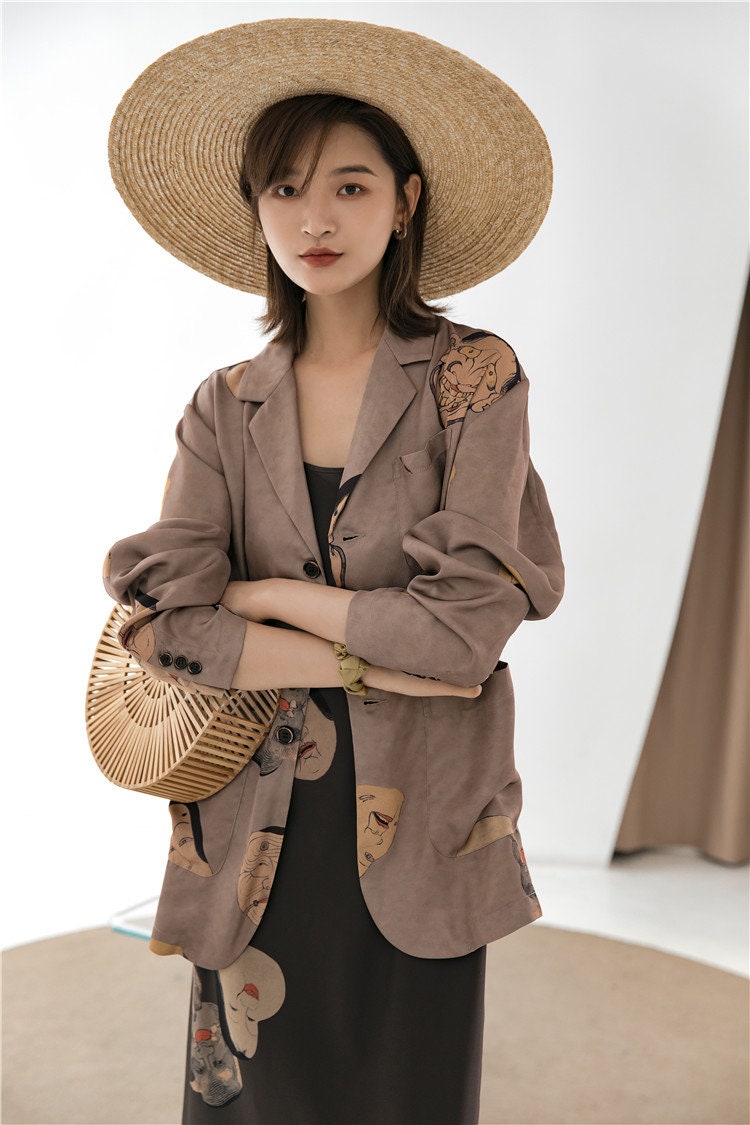 Japanese styled human face graphics print women blazer, earth tone graphics jacket, long sleeves suit