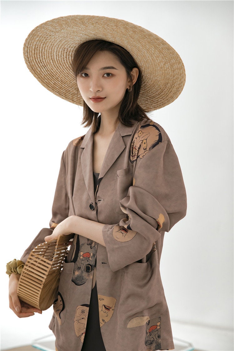 Japanese styled human face graphics print women blazer, earth tone graphics jacket, long sleeves suit