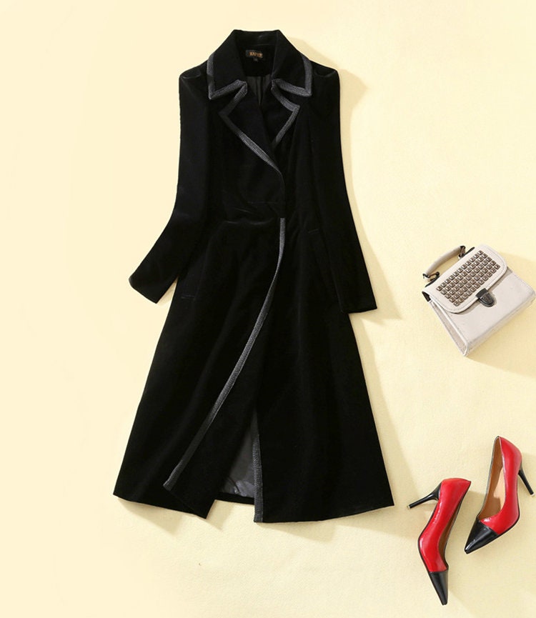 Subtle Black Trench Coat, Designer Woman Long Coat Raincoat Slim Cut All Black for Smart Casual/ Formal/.Event/Party/ Porm