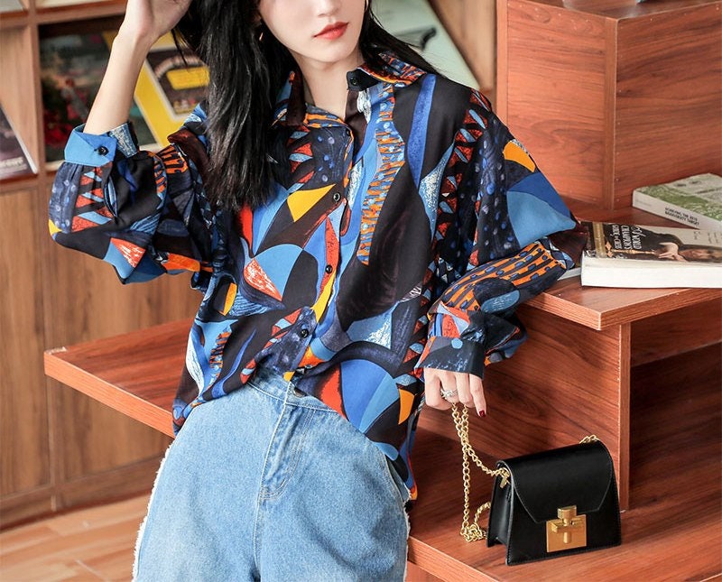 Abstract Print Art Chiffon Blouse, Designer Woman Graphics Retro Shirt for Smart Casual/ Formal/ Event Party/ Gift