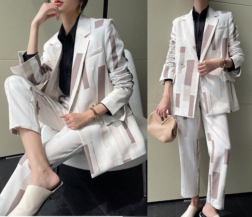 Brush Stroke Art Paint Paintsuit, Designer Woman Suit Jacket + Pants Set Modern Graphics Style for Smart Casual/ Formal/ Event Party/ Gift