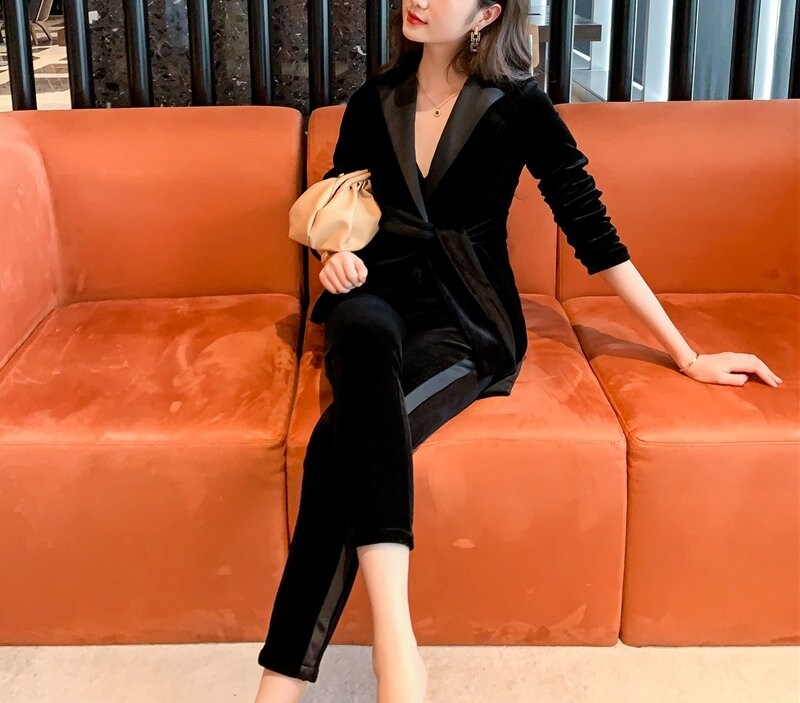 Black Velvet Pantsuit, Designer Woman Suit Jacket + Pants Slim Cut Deluxe for Smart Casual/ Formal/ Party Event/ Gift