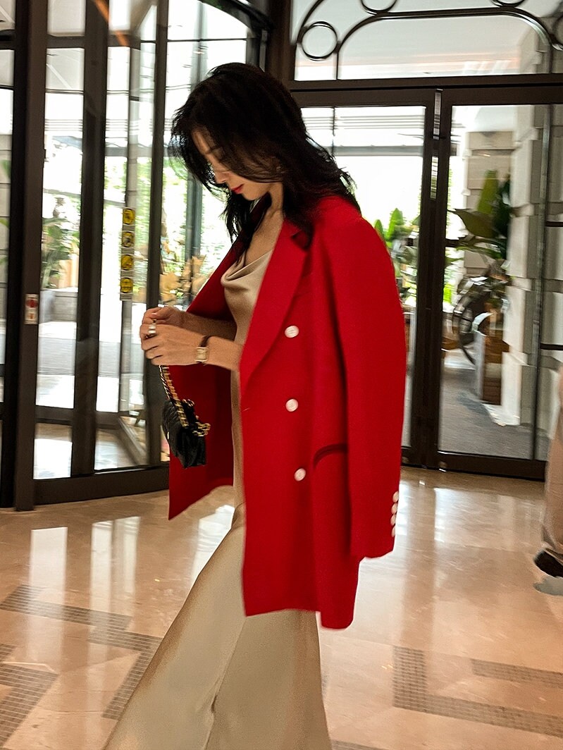 Red Satin Texture Long Blazer, Woman Designer Suit Jacket Minimalist Stylish Modern look for Smart Casual/ Formal/ Event Party/ Gift for her