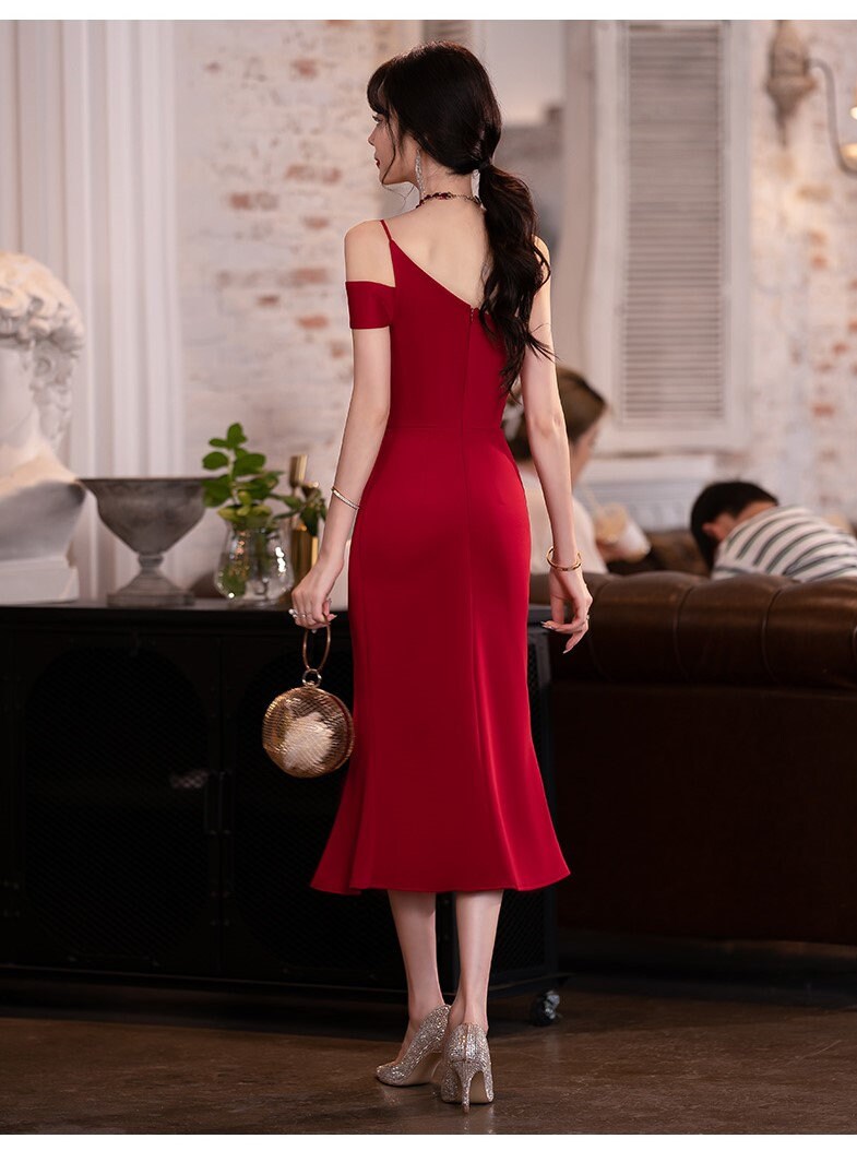 Red elegant prom dress, woman sexy special diecut dress, Luxury evening gown, bridal dress, wedding party