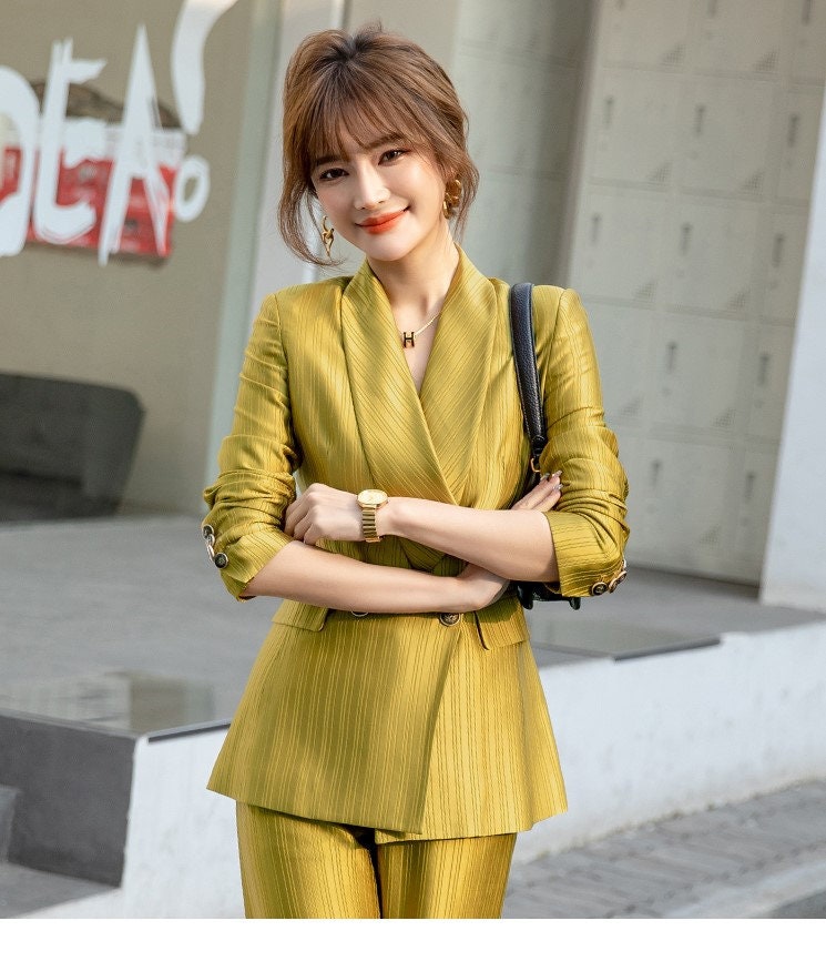 Golden acetate slim cut pantsuit, designer woman gold suit jacket + pants, Smart Causal/ Formal/ Party Event/ Prom Wedding/Gift