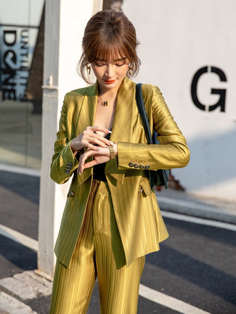 Golden acetate slim cut pantsuit, designer woman gold suit jacket + pants, Smart Causal/ Formal/ Party Event/ Prom Wedding/Gift