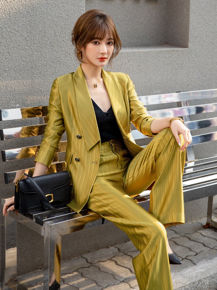 Golden acetate slim cut pantsuit, designer woman gold suit jacket + pants, Smart Causal/ Formal/ Party Event/ Prom Wedding/Gift