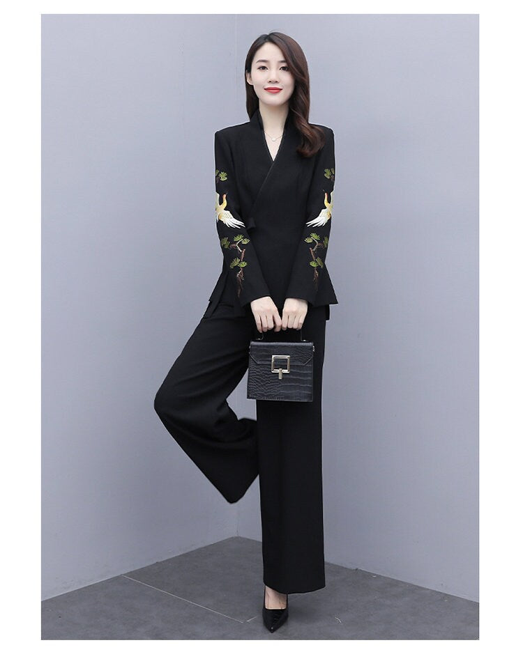 Oriental embroidery pantsuit, designer woman trendy blazer + pants, Smart Causal suit set/ Party Event/ Prom Wedding/Gift