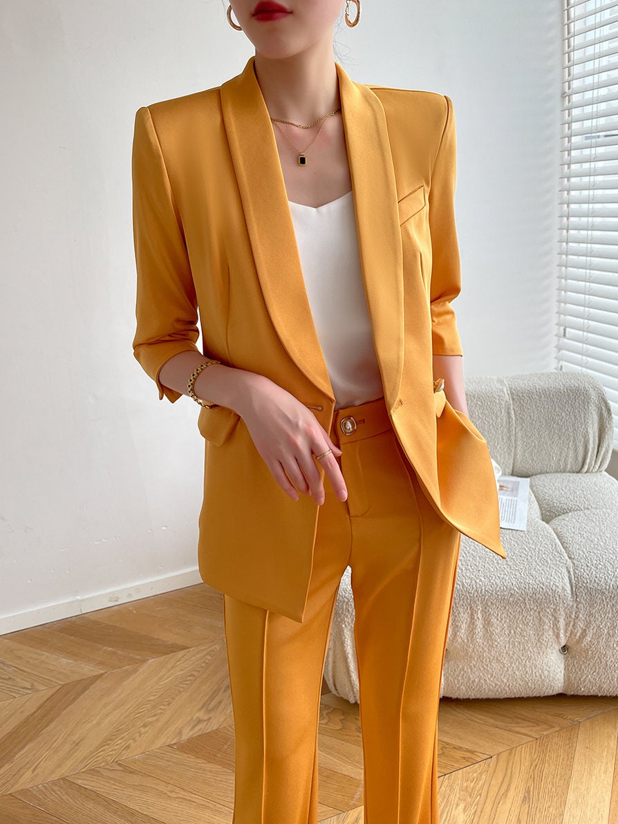 Orange Acetate Trendy Pantsuit, Designer Women slimcut winter falls Suit Jacket + Pants, Smart Causal/ Formal/ Party Event/ Prom Wedding