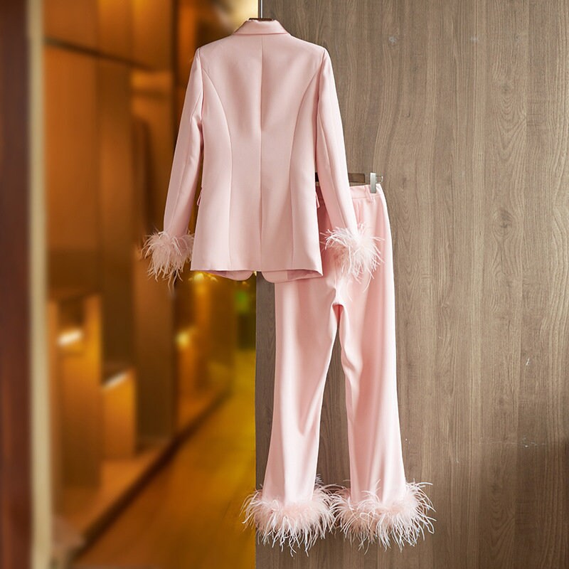 Women Funky Pantsuit, Faux Feather Trim One Button Blazer + Mid Waist Cropped Trousers Suit Pantsuit Pink / White / Black for wedding, party