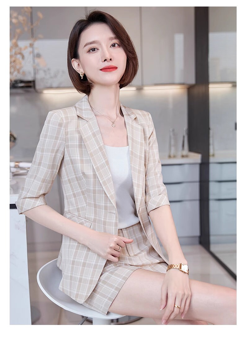 Checkered pink/ khaki pantsuit, designer woman suit set, slim cut short sleeved blazer+ shorts, wedding office formal smart casual