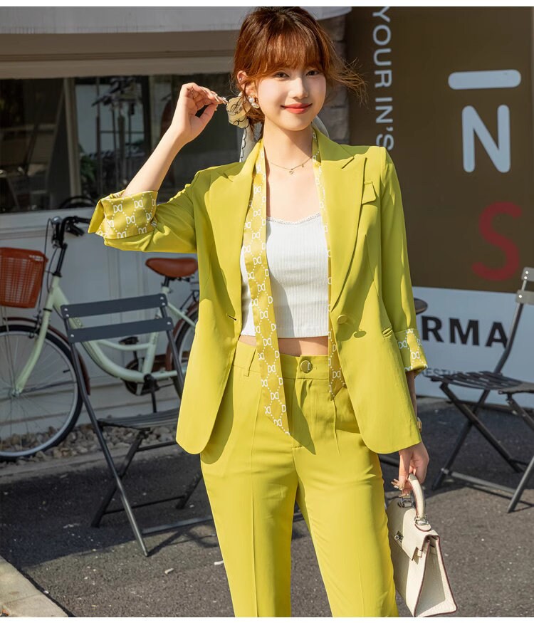 Sharp greenish yellow pantsuit, designer woman suit set, slim cut blazer+ pants, wedding office formal smart casual