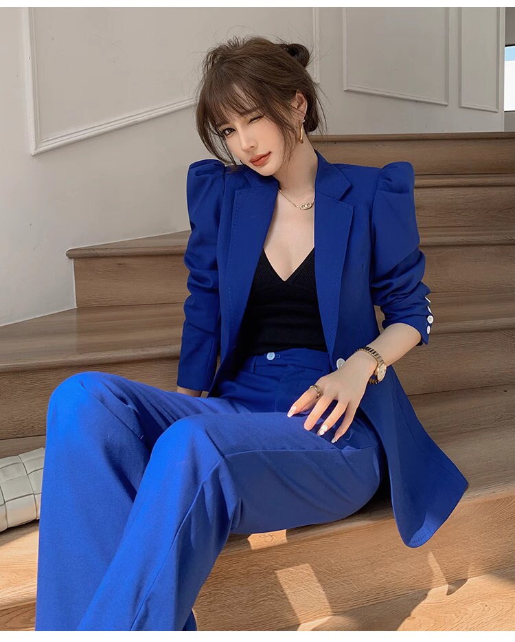 Blue pointed shoulder pantsuit with belt, designer woman slim cut suit set, puffy sleeves blazer+ boot legs pants, wedding office formal