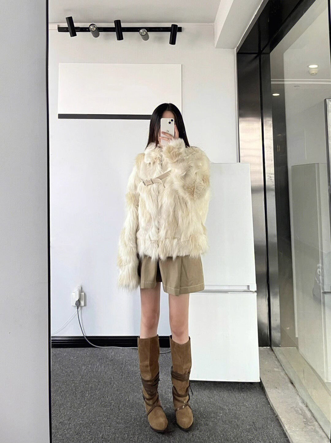 Furry faux milky white color jacket rave punk goth cozy plur top party clubwear unique designer outdoors kpop style peacoat