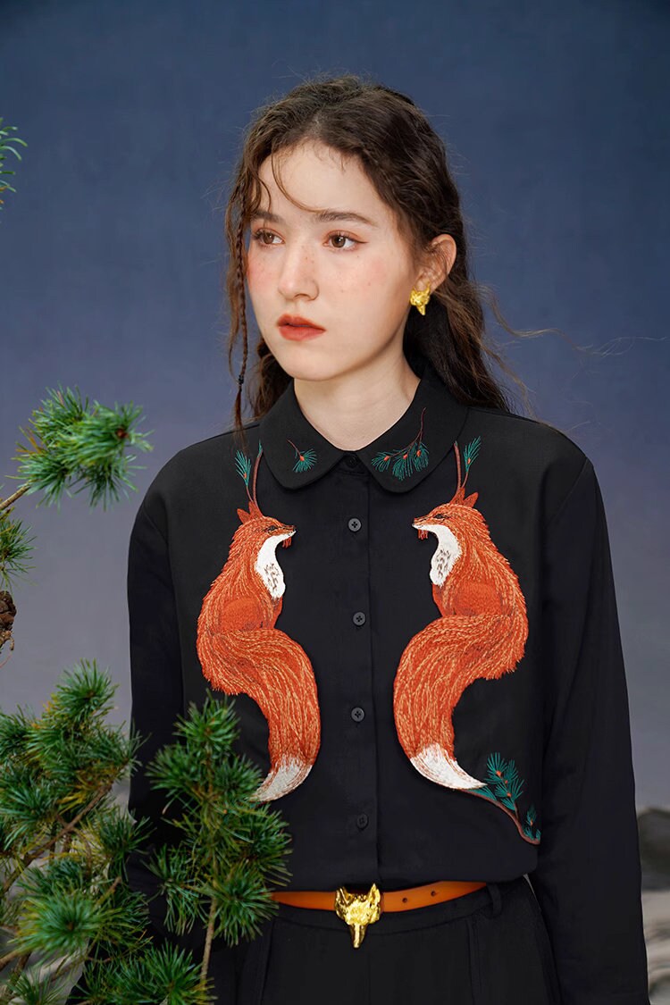 Wolf embroidery shirt, designer creative button shirt long sleeve retro top formal smart casual office wedding prom party gift